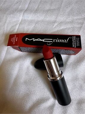 MAC Cosmetics MACximal Matte lipstick - 675 Over-Statement